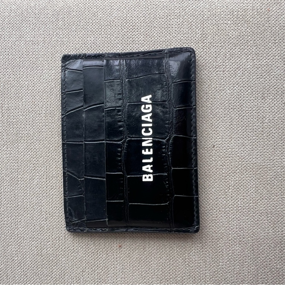 Balenciaga Women’s Wallet Card/Cash Holder